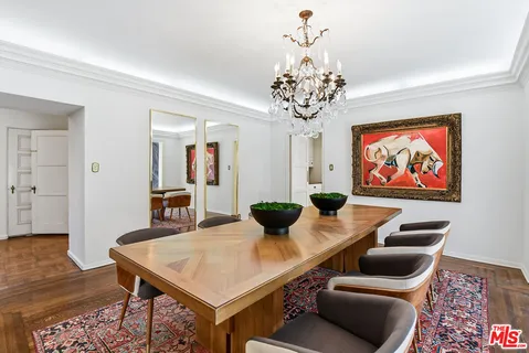 $3,355,000 | 108 South Formosa Avenue, Los Angeles, CA 90036