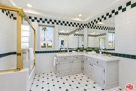 $3,355,000 | 108 South Formosa Avenue, Los Angeles, CA 90036