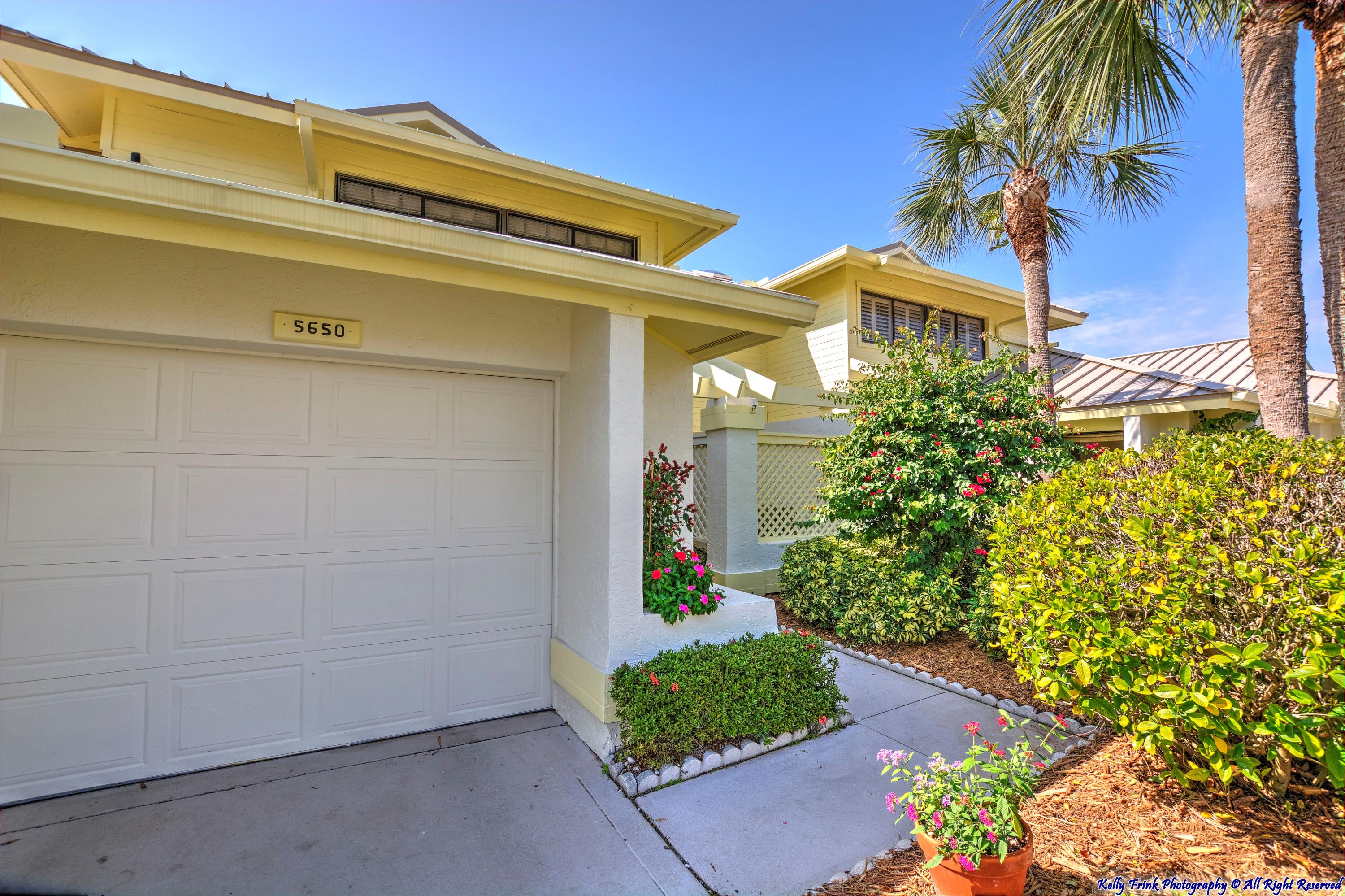 5650 Southeast Foxcross Place Stuart, FL 34997 - Photo 6 of 36 KFP_3662