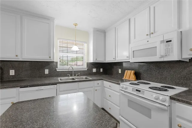 $1,850 | 1816 Brothers Boulevard, Unit 16, College Station, TX 77845