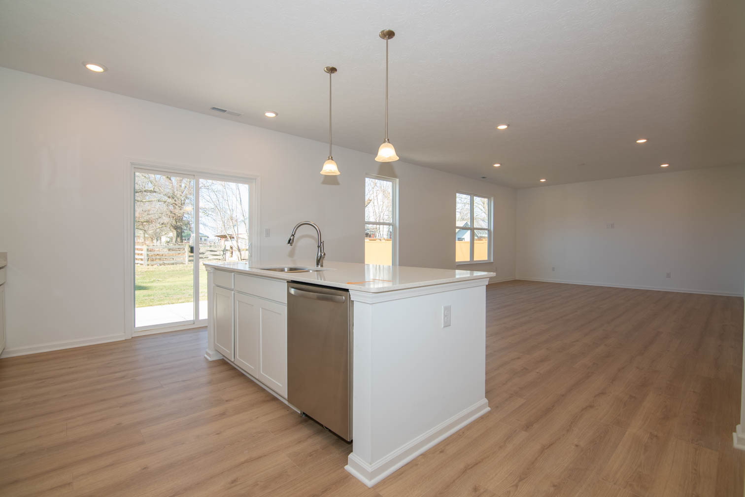 415 Pekin Way Pendleton, IN 46064 - Photo 7 of 31