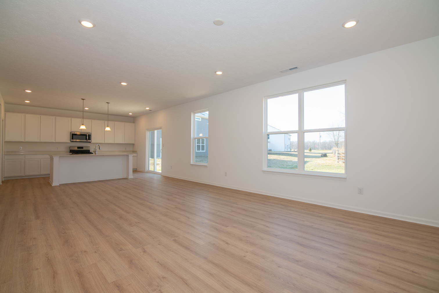 415 Pekin Way Pendleton, IN 46064 - Photo 9 of 31