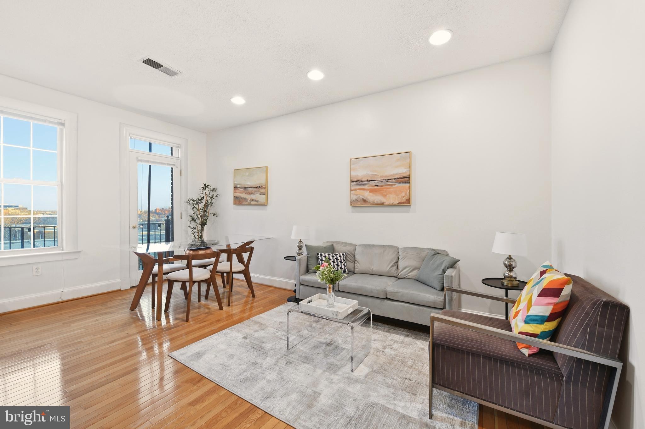 1401 Columbia Road Northwest, Unit 414 Washington, DC 20009 - Photo 8 of 39