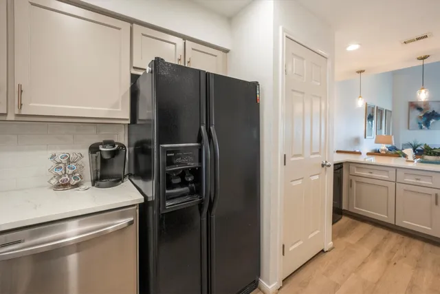 $285,000 | 202 Lakeview Terrace, Unit A, Conroe, TX 77356