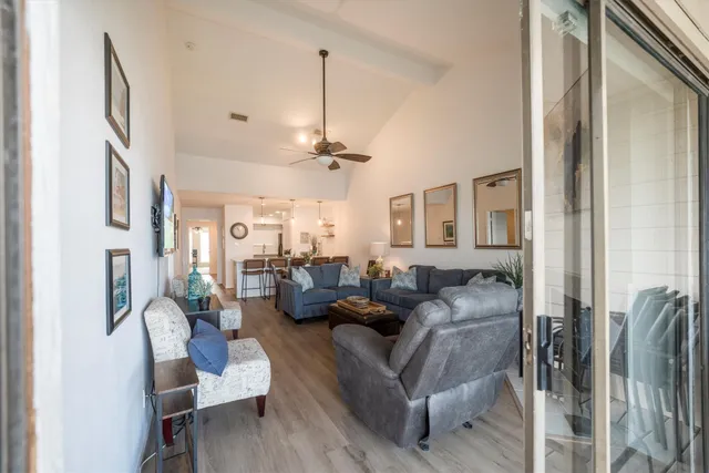 $285,000 | 202 Lakeview Terrace, Unit A, Conroe, TX 77356