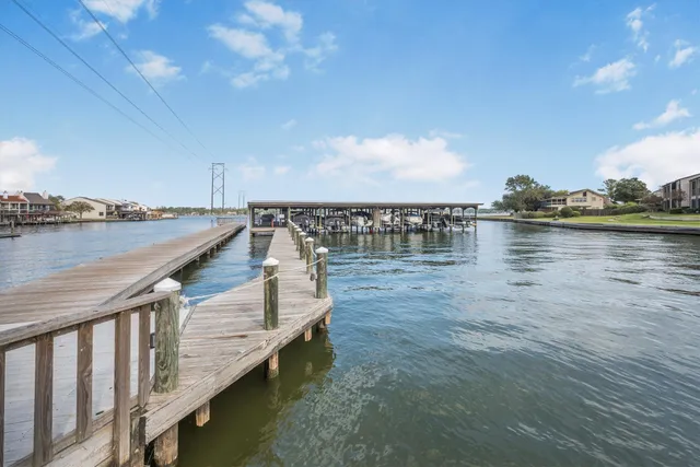 $285,000 | 202 Lakeview Terrace, Unit A, Conroe, TX 77356