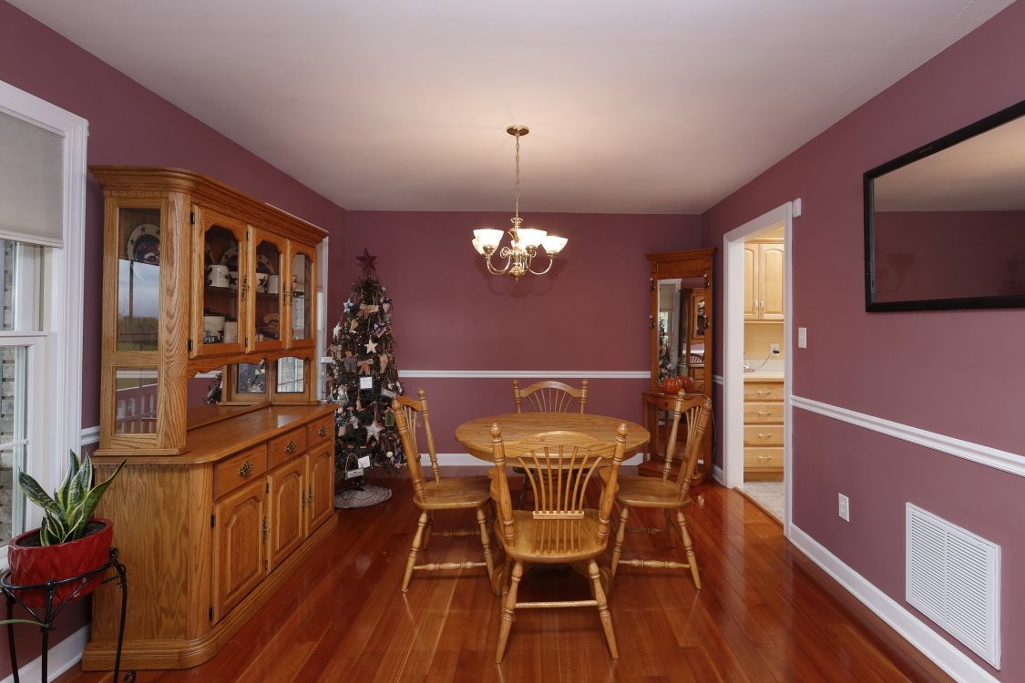 118 Gloucester Road Stuarts Draft, VA 24477 - Photo 6 of 46 Gallery Image 6