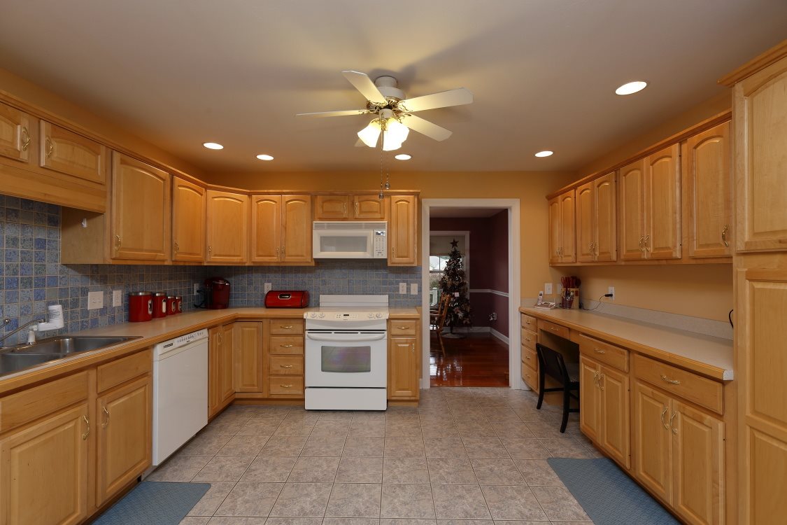 118 Gloucester Road Stuarts Draft, VA 24477 - Photo 10 of 46 Gallery Image 10