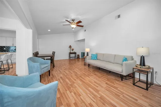 $385,000 | 2017 Santiago Way South, Clearwater, FL 33763