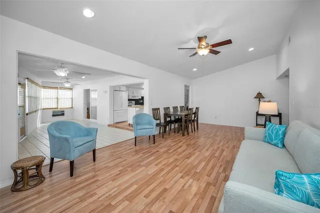 $385,000 | 2017 Santiago Way South, Clearwater, FL 33763