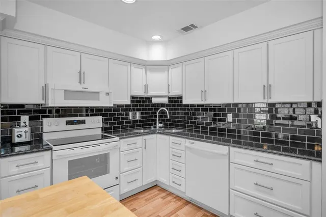 $375,000 | 2017 Santiago Way South, Clearwater, FL 33763