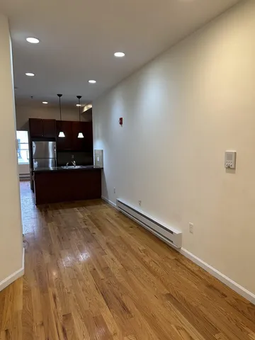 $3,550 | 942 Willow Avenue, Unit 2L, Hoboken, NJ 07030
