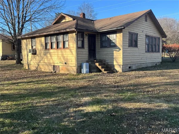 $59,999 | 402 West Harper Street, Poplar Bluff, MO 63901