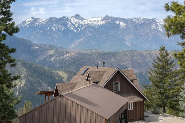 $949,000 | 4639 Sky Meadows Road, Cashmere, WA 98815