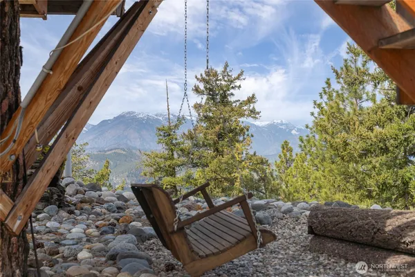 $949,000 | 4639 Sky Meadows Road, Cashmere, WA 98815