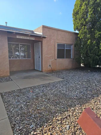 $1,200 | 1417 Plaza Merito, Unit A, Sierra Vista, AZ 85635