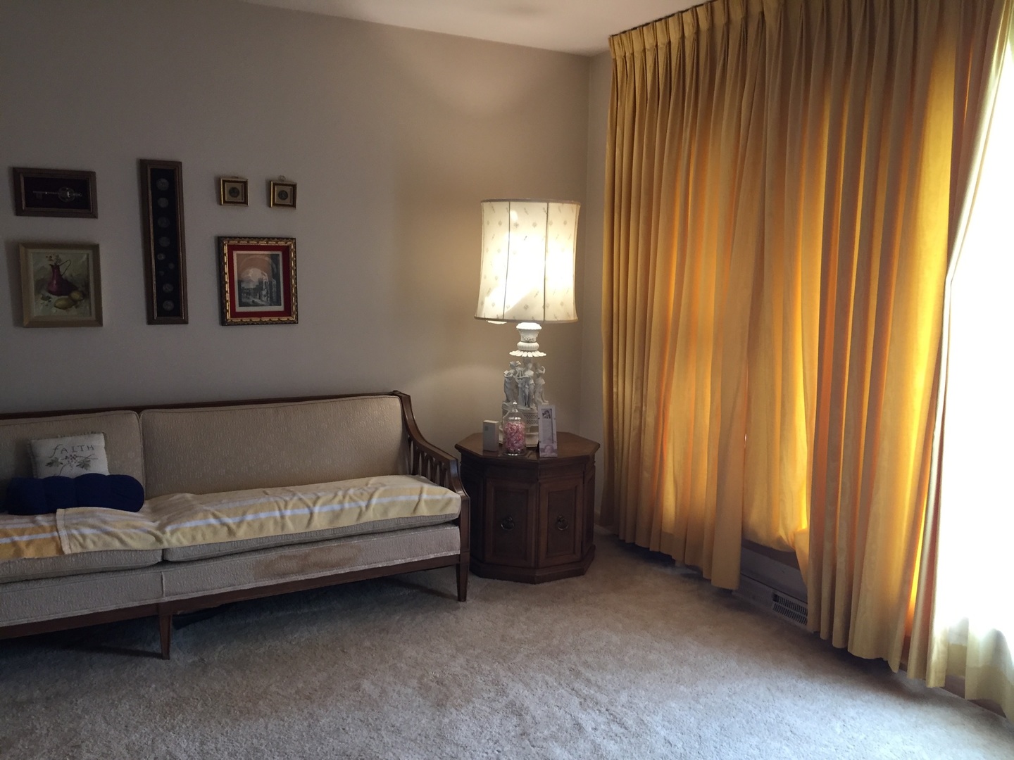 4500 Plainfield Avenue Norridge, IL 60706 - Photo 11 of 29 a living room with furniture and a window