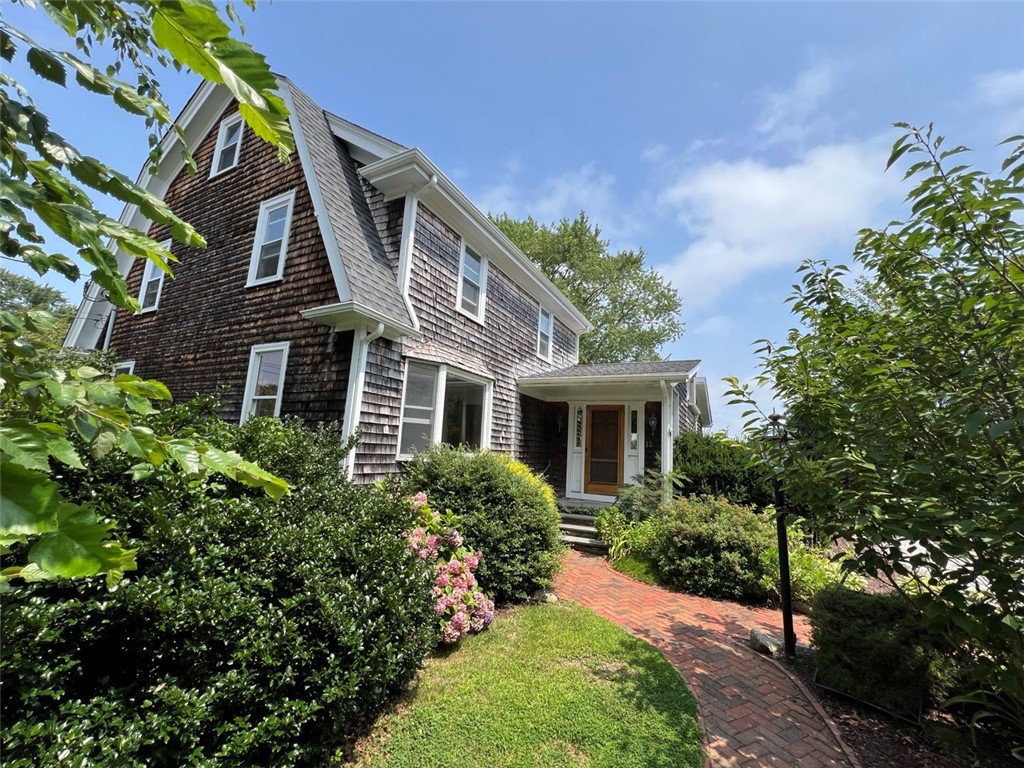 15 Read Avenue Warren, RI 02885 - Photo 2 of 6 Front Door