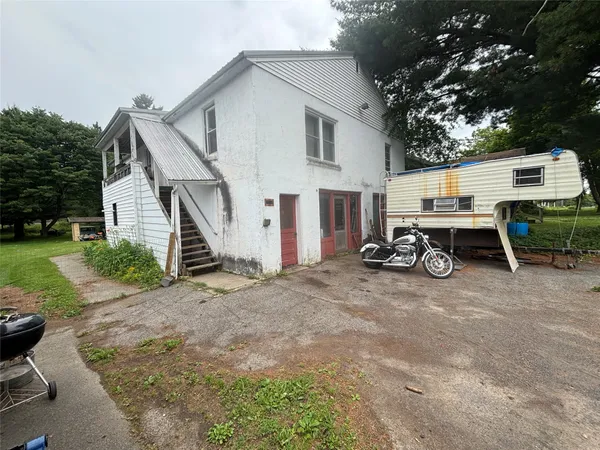 $150,000 | 2675 11th, Whitney Point, NY 14012