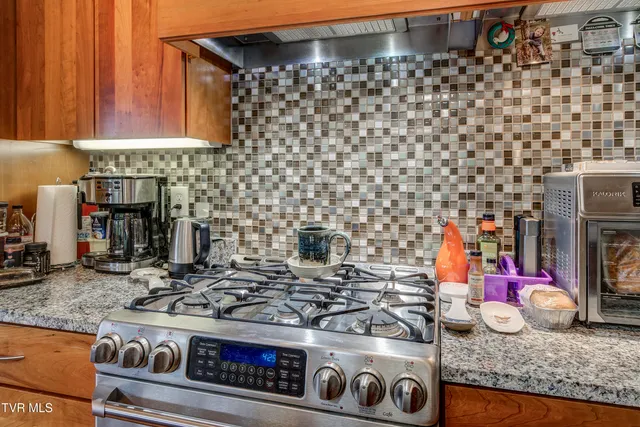 $949,999 | 673 Charles Johnson Road, Chuckey, TN 37641