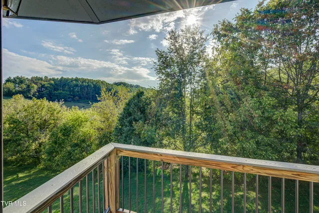 $949,999 | 673 Charles Johnson Road, Chuckey, TN 37641