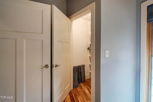 $949,999 | 673 Charles Johnson Road, Chuckey, TN 37641