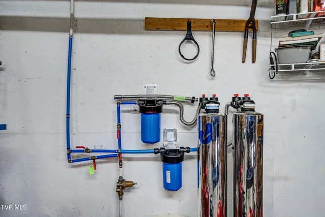 $949,999 | 673 Charles Johnson Road, Chuckey, TN 37641