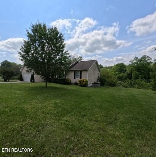 2094 Cecil Johnson Road Knoxville, TN 37921 - Photo 23 of 24 Front/Right Side