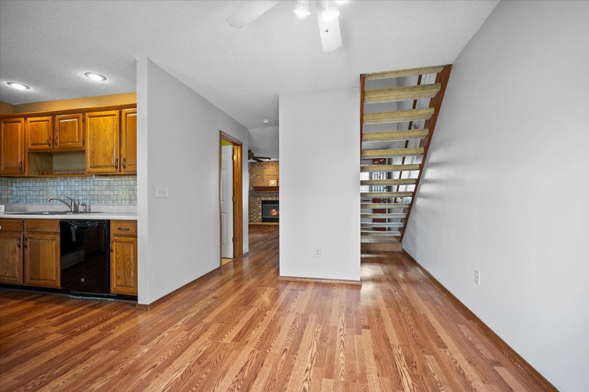 903 North Linden Street, Unit 212 Normal, IL 61761 - Photo 11 of 26