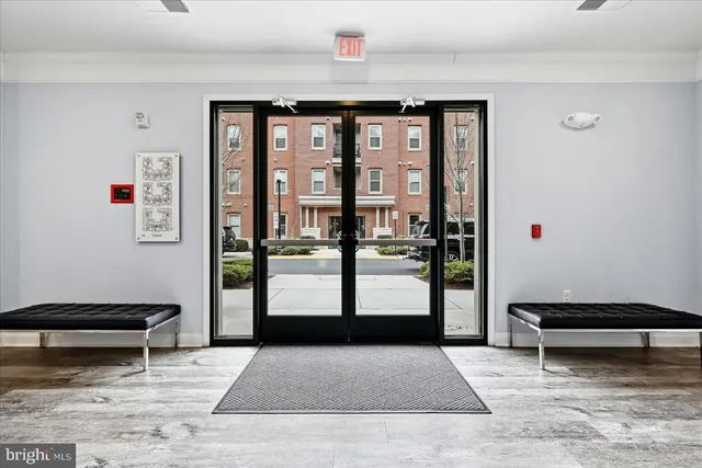 $435,000 | 23630 Havelock Walk Terrace, Unit 305, Ashburn, VA 20148