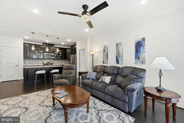 $435,000 | 23630 Havelock Walk Terrace, Unit 305, Ashburn, VA 20148