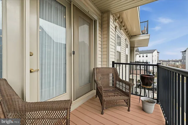 $435,000 | 23630 Havelock Walk Terrace, Unit 305, Ashburn, VA 20148
