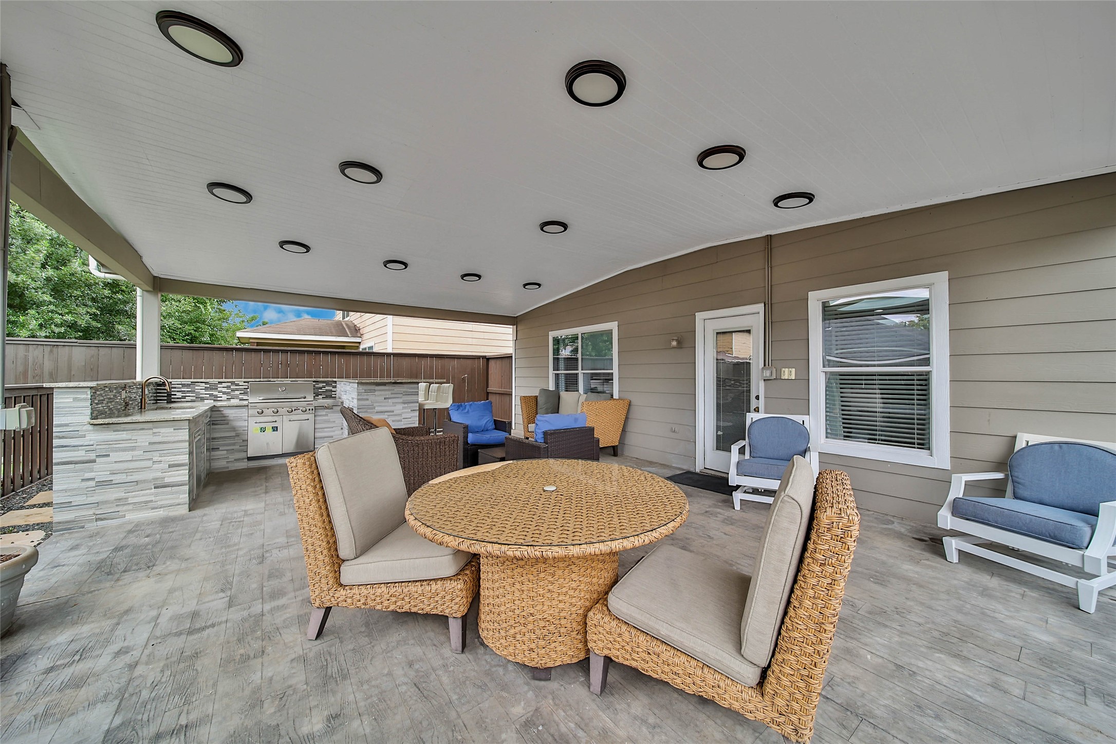 711 Remwick Drive Houston, TX 77073 - Photo 6 of 32