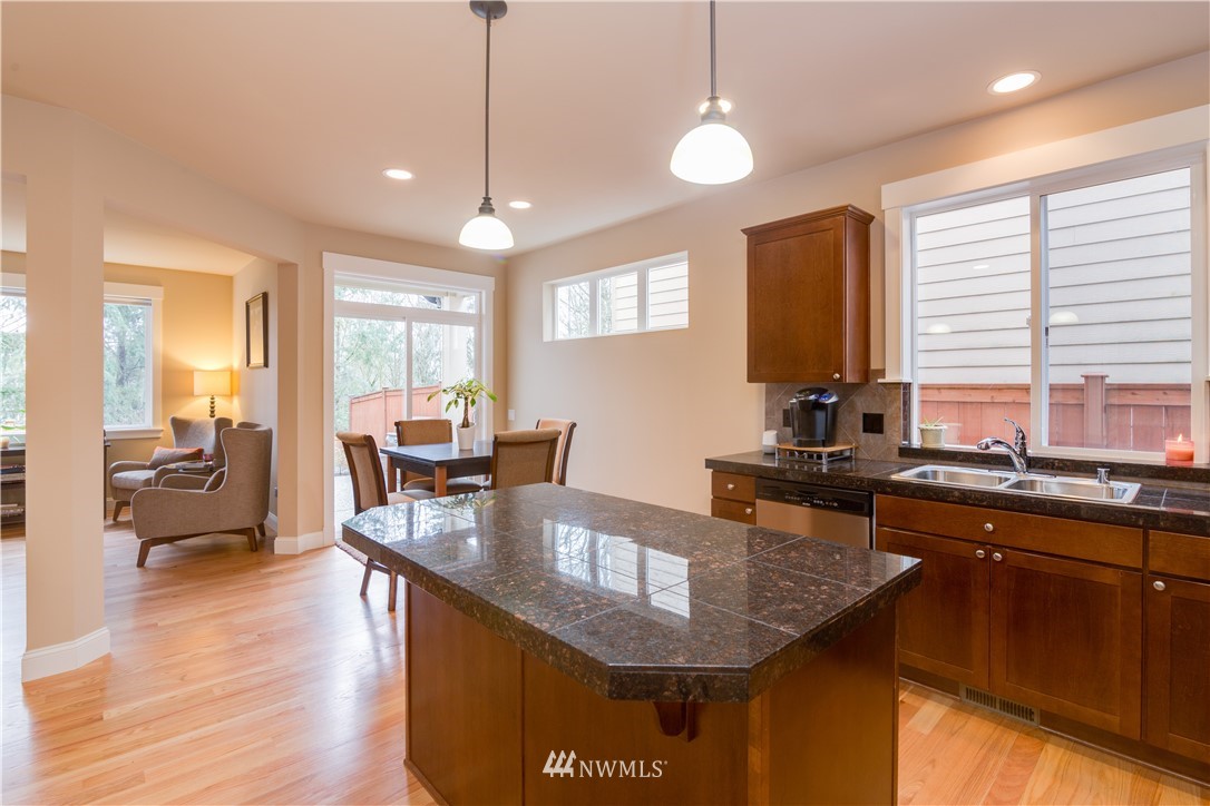 1520 170th Place Southeast Bothell, WA 98012 - Photo 4 of 18