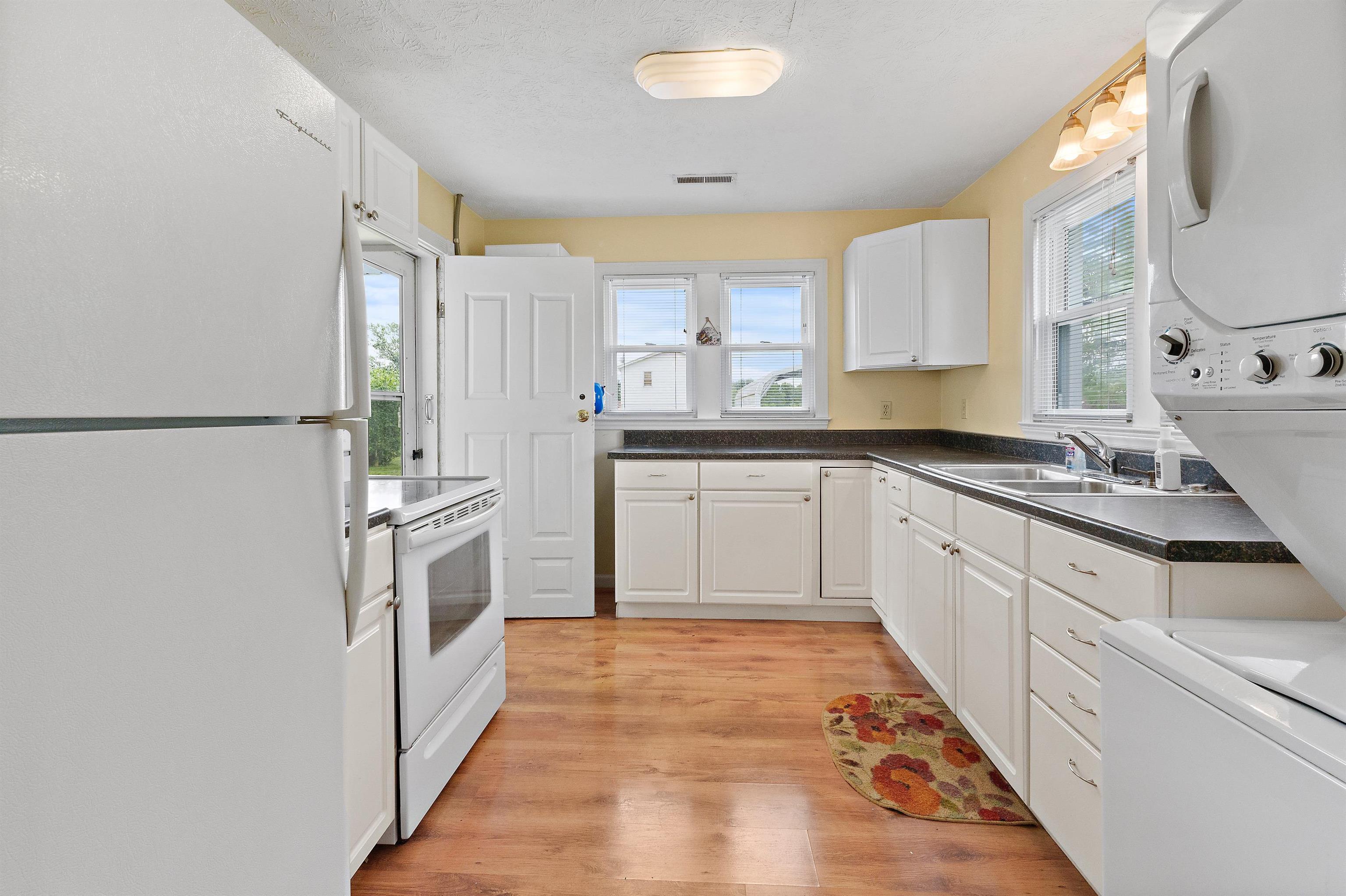 1304 Bluegrass Street Flatwoods, KY 41139 - Photo 7 of 20