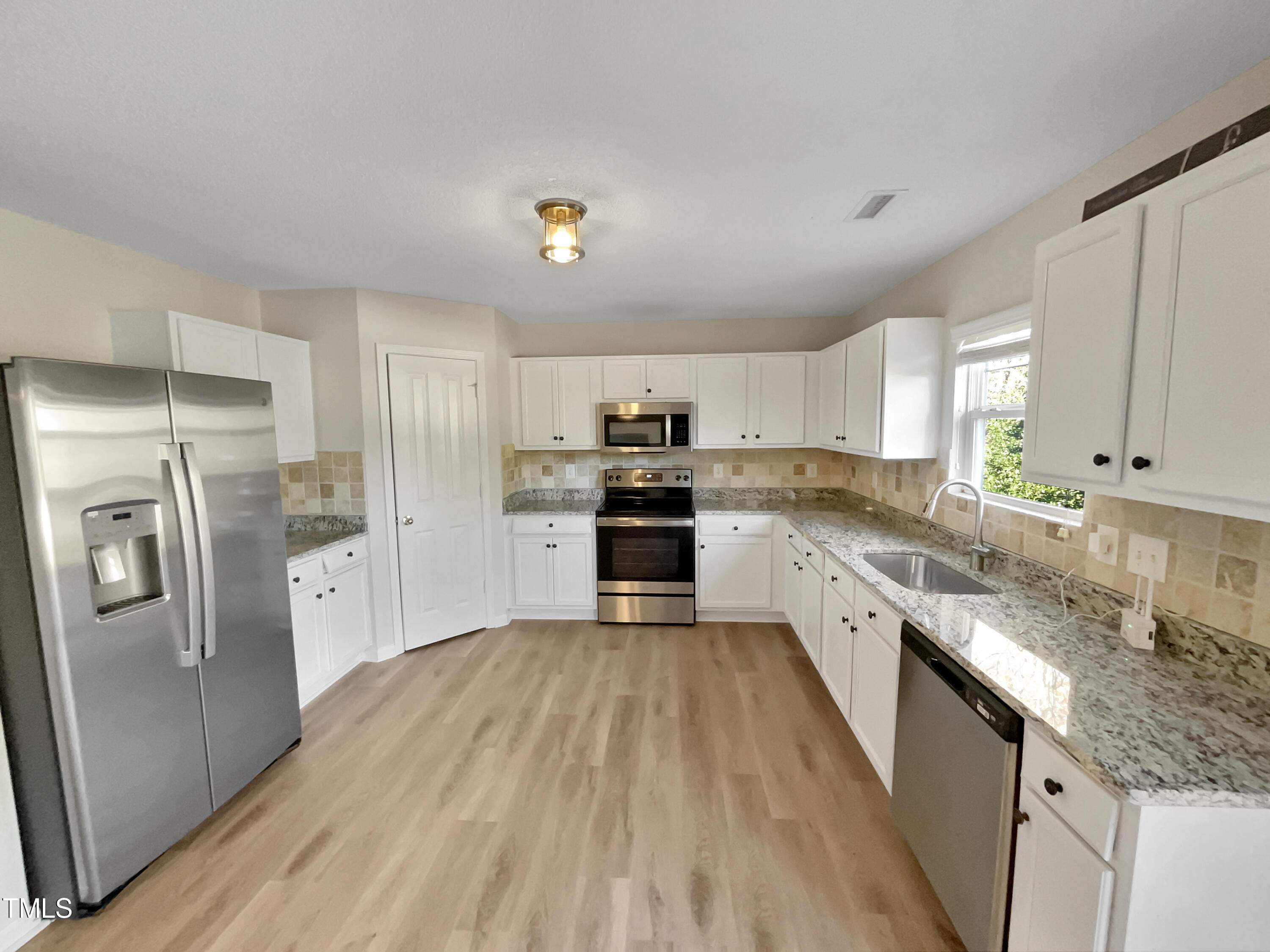 118 Dabney Ridge Place Garner, NC 27529 - Photo 6 of 22 listing_3