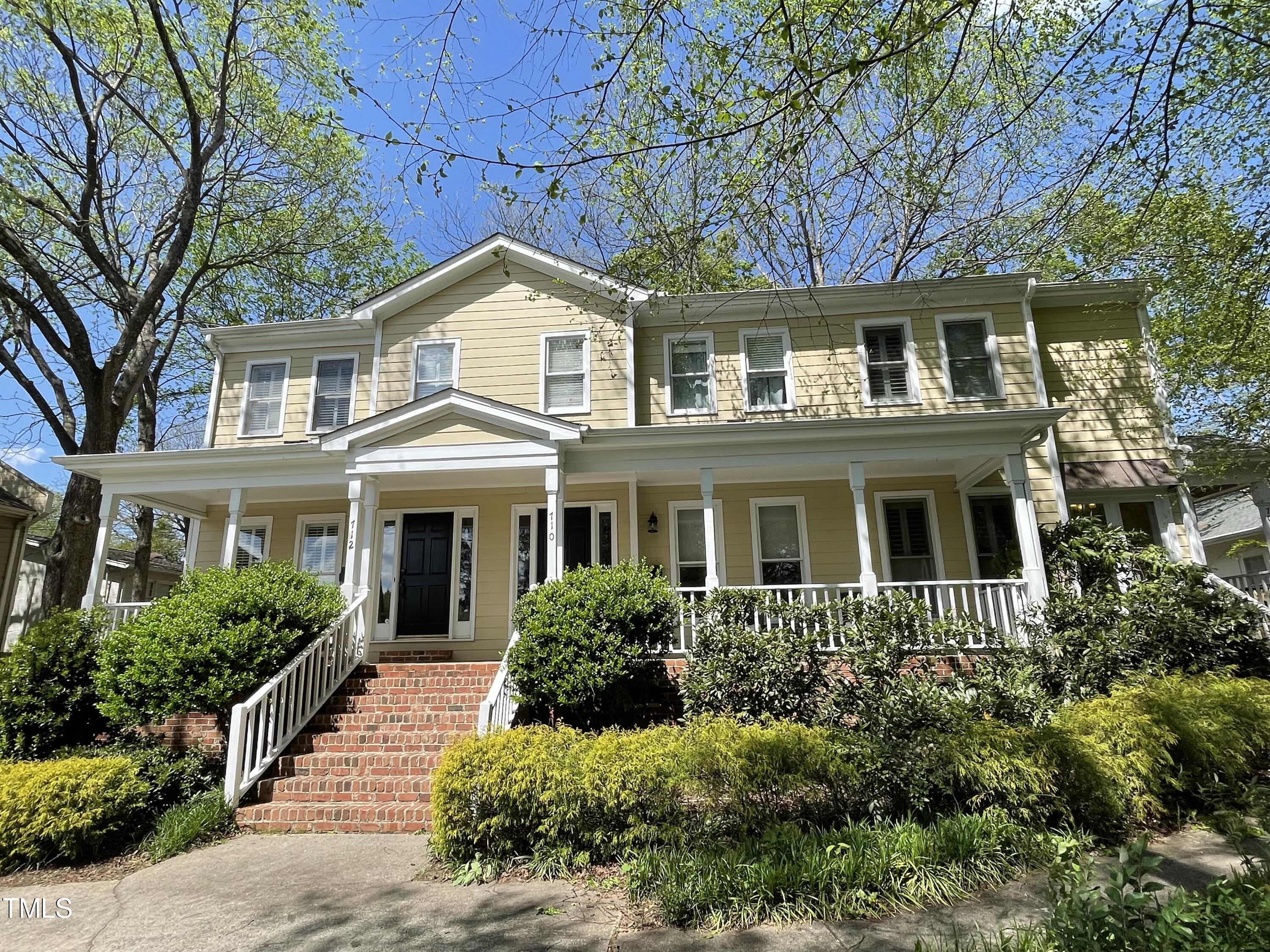 712 Harvey Street Raleigh, NC 27608 - Photo 2 of 23 712 ext 2