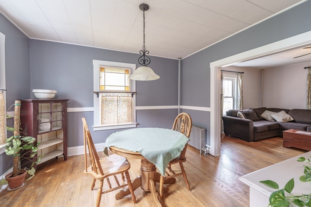314 Russell Road Westfield, MA 01085 - Photo 8 of 24 Gallery Image 8