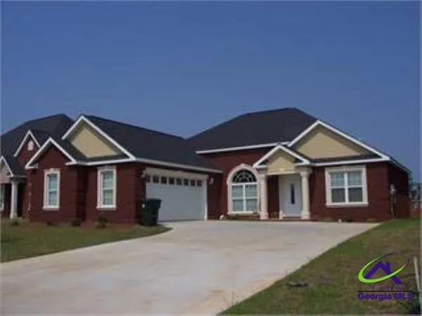 $1,700 | 508 Manchester Lane, Byron, GA 31008