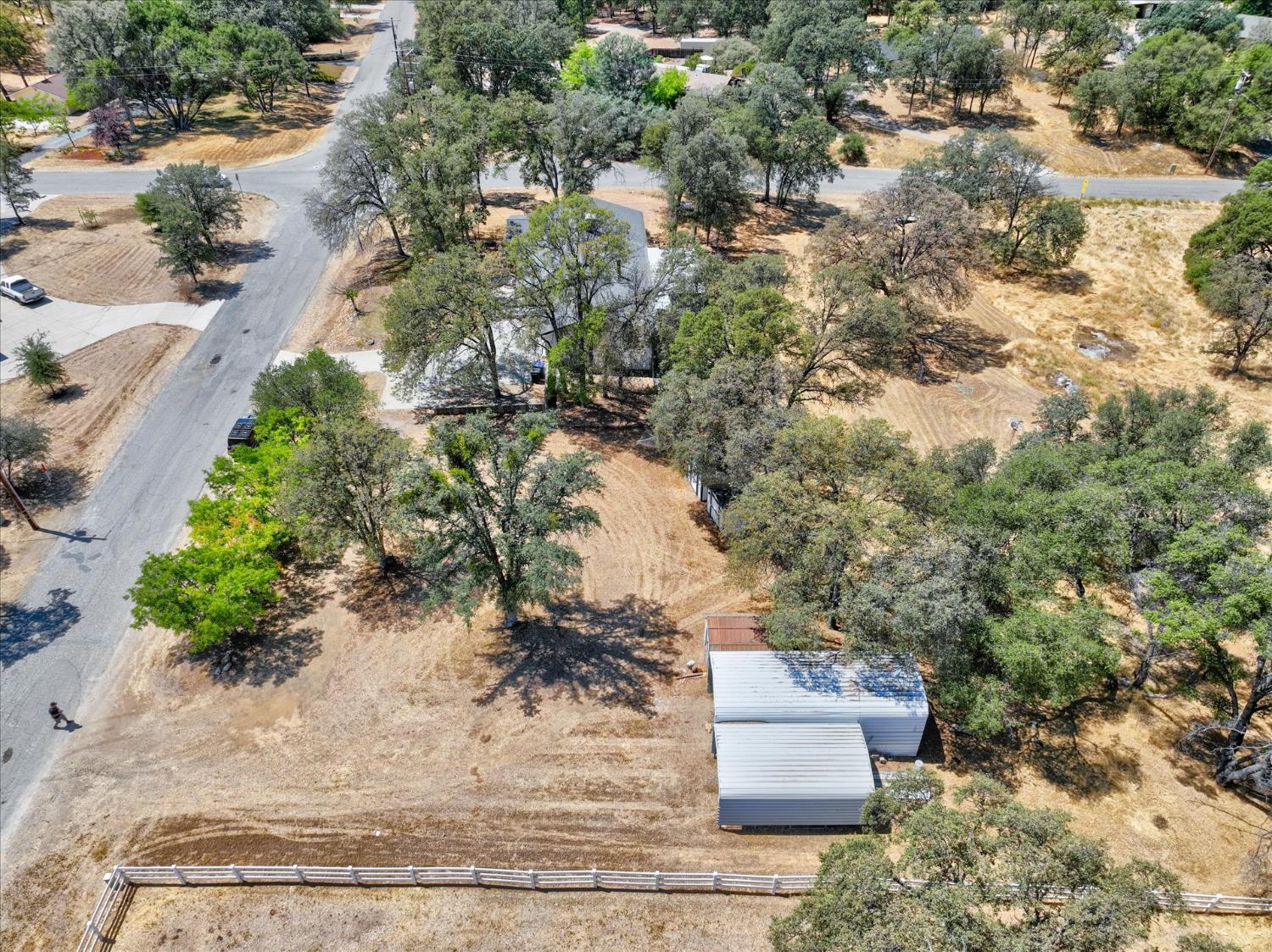 47571 Modoc Road Coarsegold, CA 93614 - Photo 3 of 44 Gallery Image 3