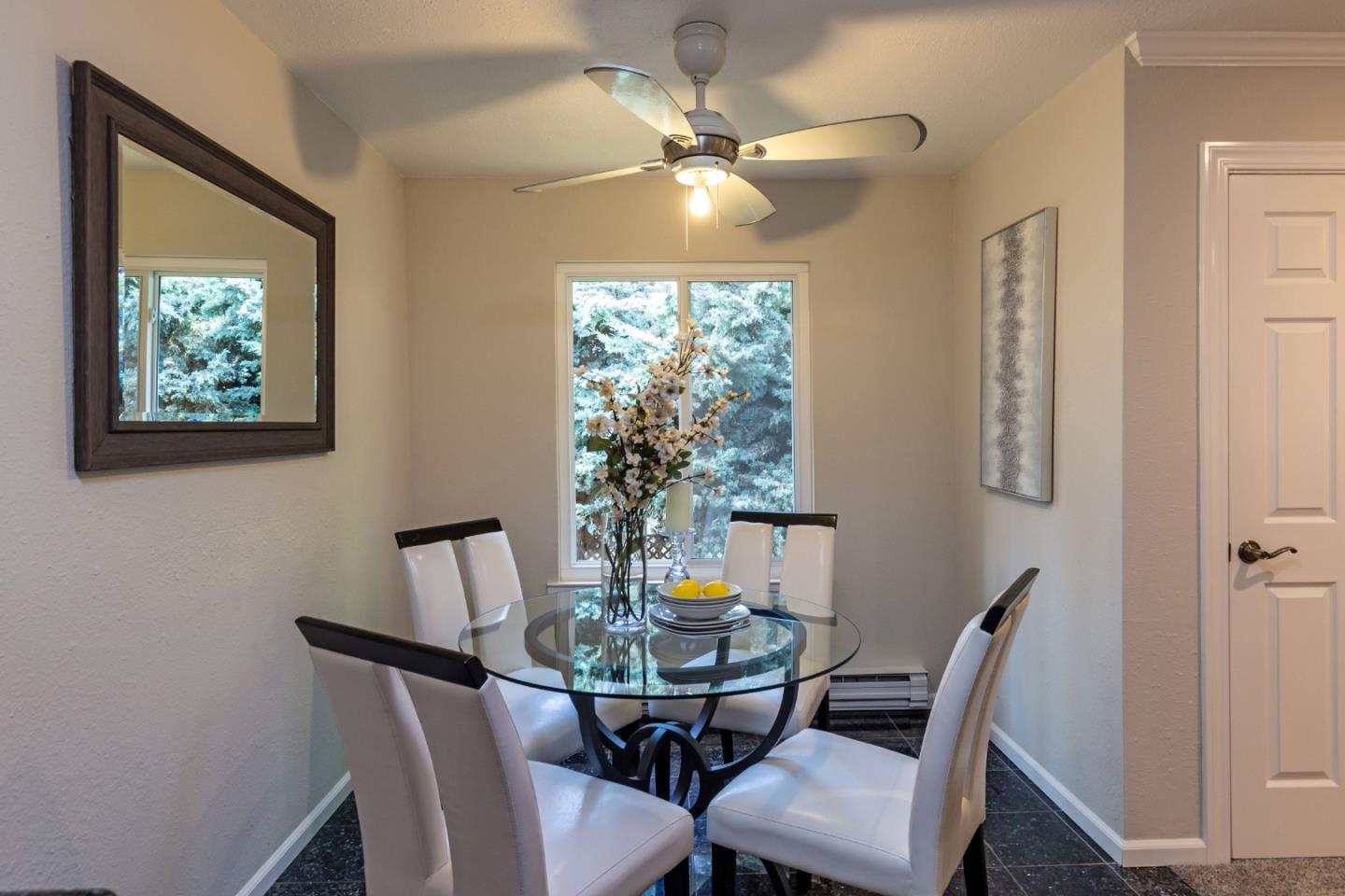 264 North Whisman Road, Unit 20 Mountain View, CA 94043 - Photo 6 of 18 Gallery Image 6