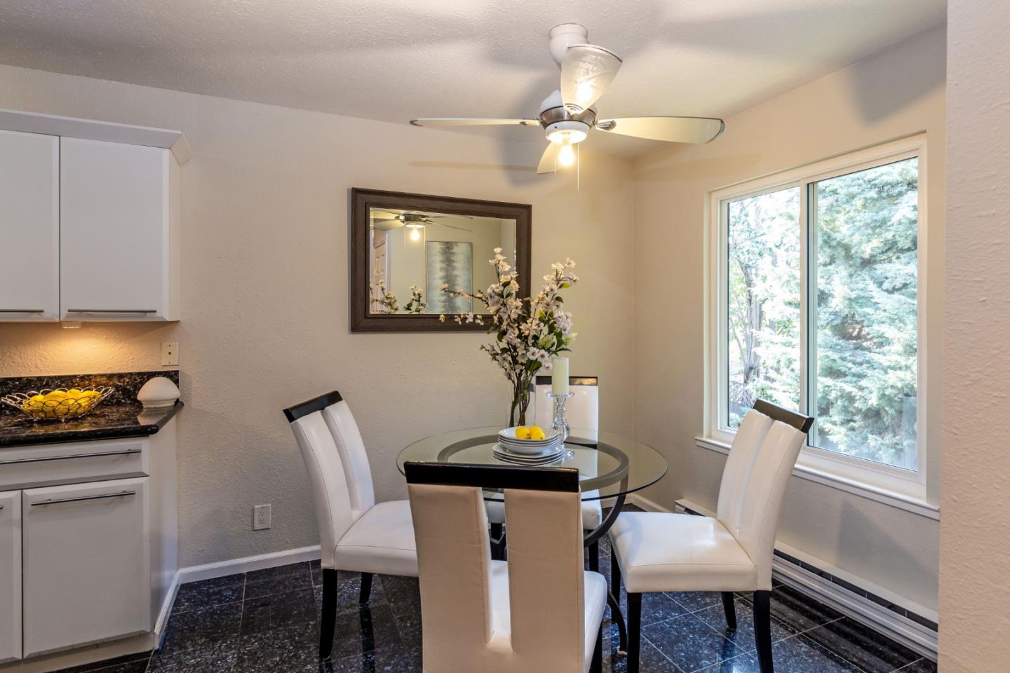 264 North Whisman Road, Unit 20 Mountain View, CA 94043 - Photo 7 of 18 Gallery Image 7