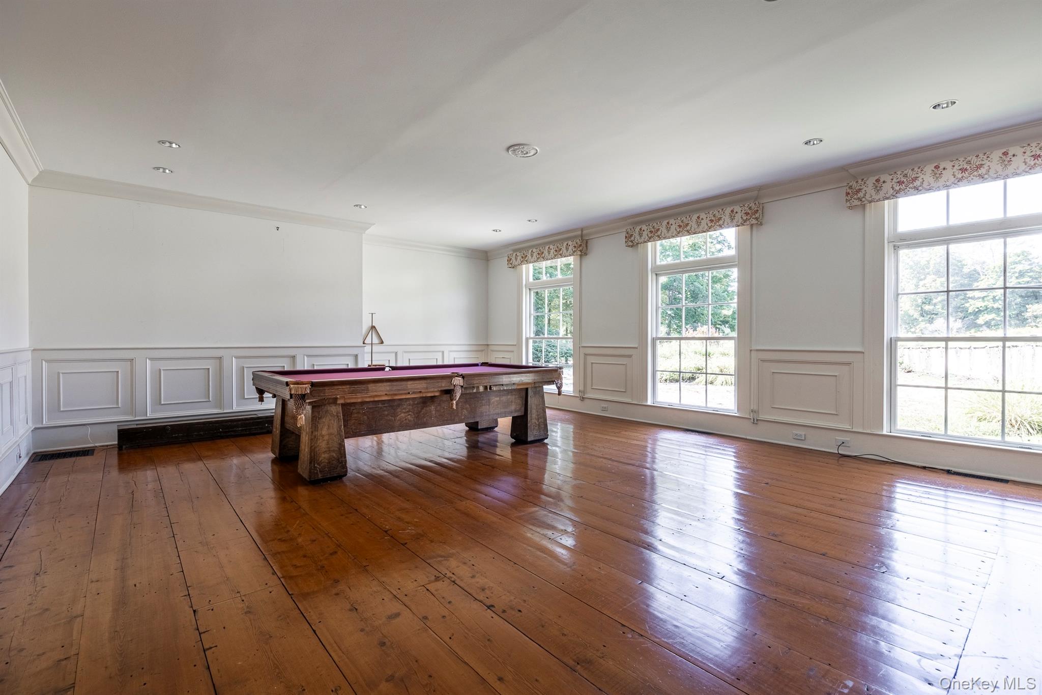 644-672 Tower Hill Road Millbrook, NY 12545 - Photo 5 of 31