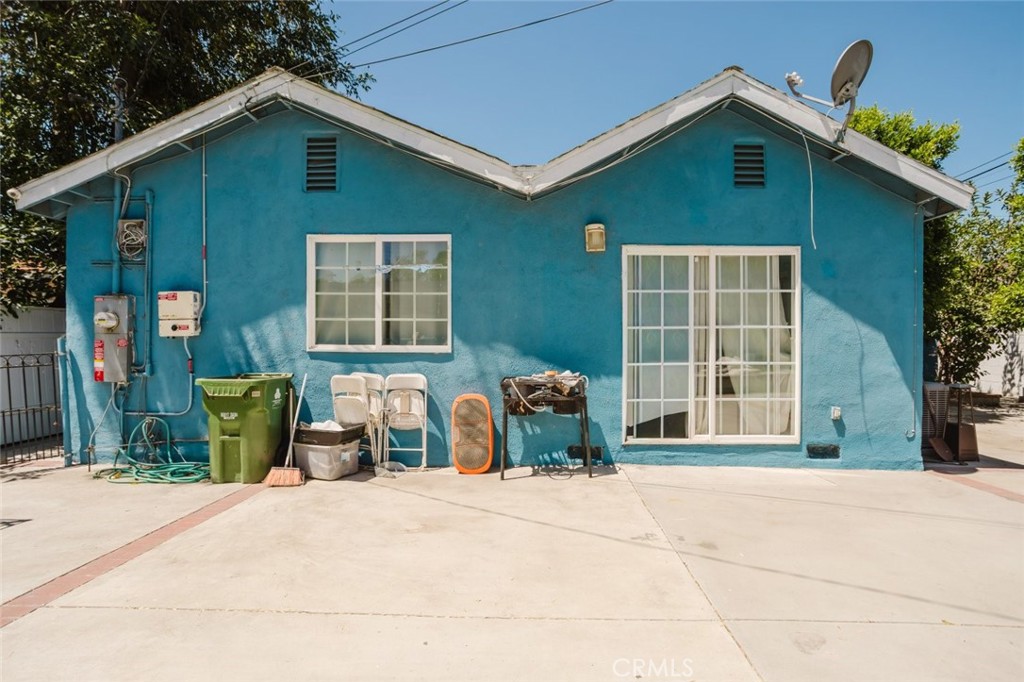 11338 Dronfield Avenue Pacoima, CA 91331 - Photo 28 of 46