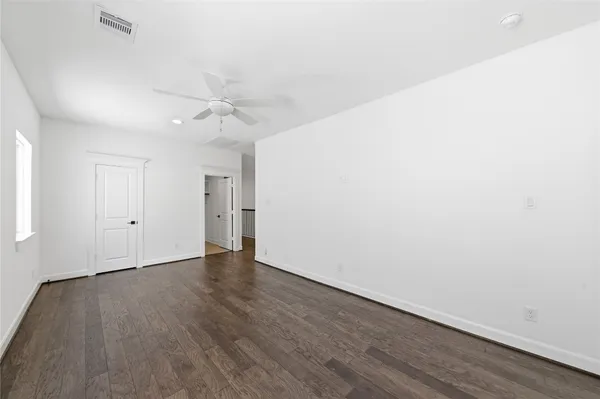 $4,200 | 819 West 19th Street, Houston, TX 77008