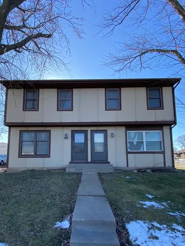 $995 | 3555 West 30th Street, Davenport, IA 52804