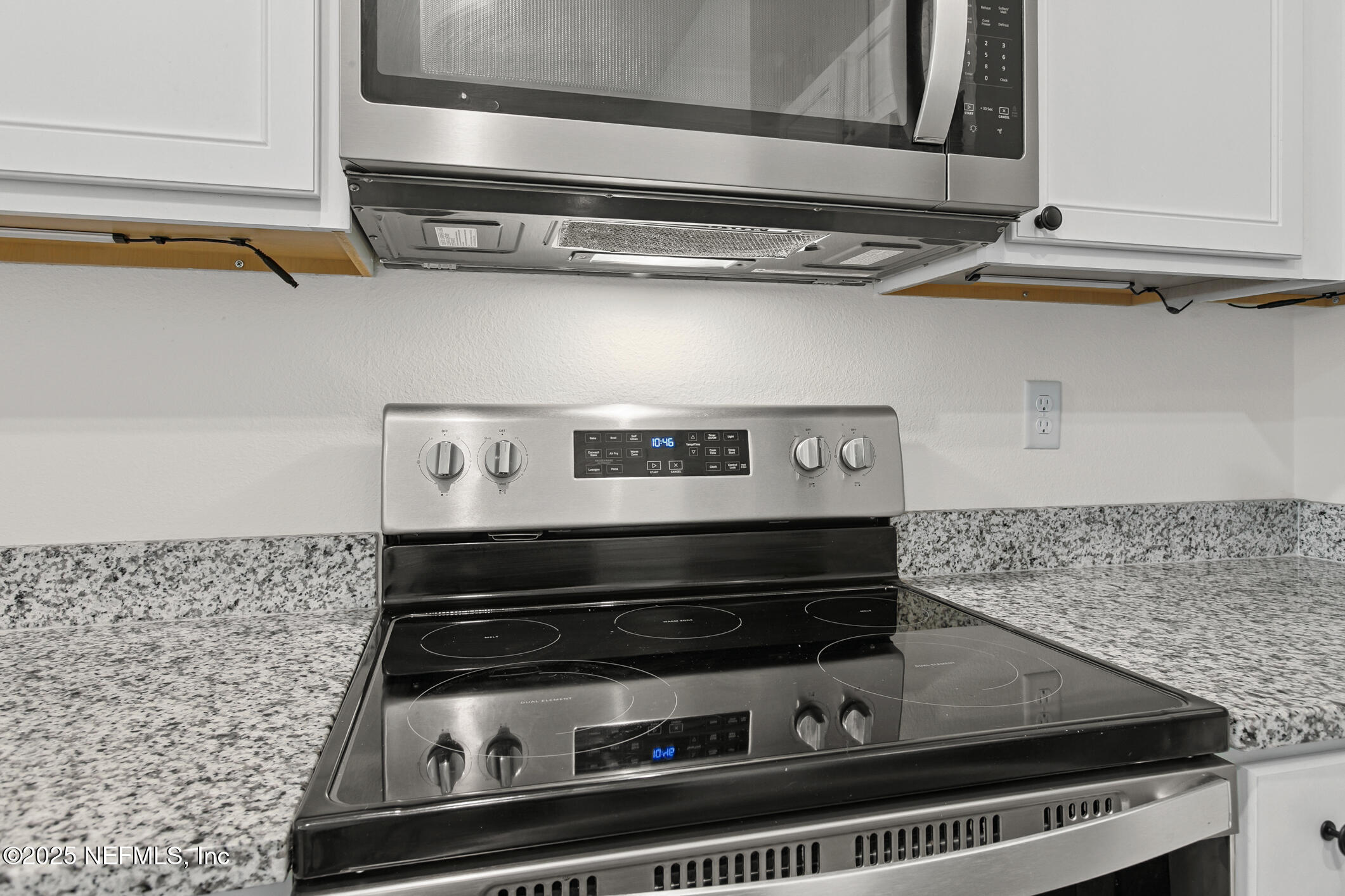7690 Merchants Way Jacksonville, FL 32222 - Photo 13 of 52 a close view of stove top oven