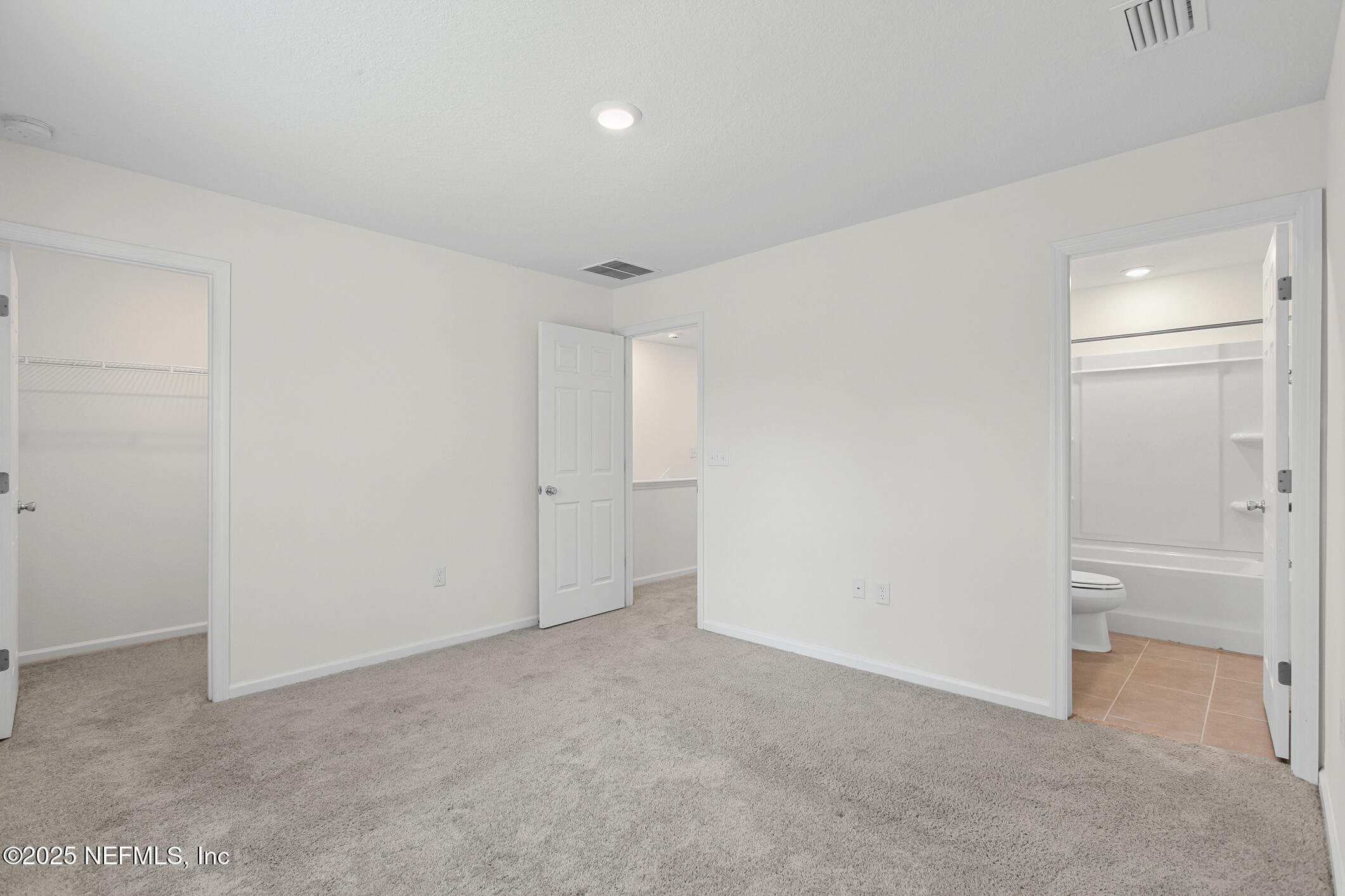7690 Merchants Way Jacksonville, FL 32222 - Photo 25 of 52 a view of an empty room