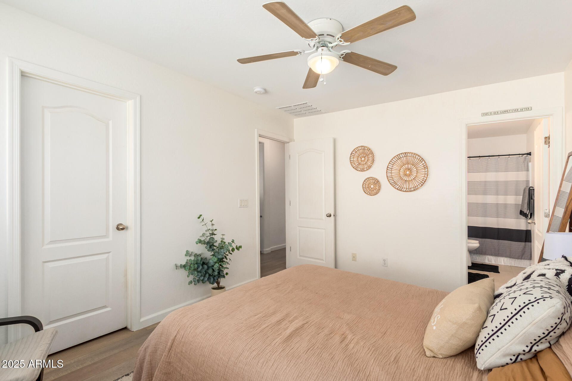 11590 West Mountain View Road Youngtown, AZ 85363 - Photo 18 of 31 18 Mountain View