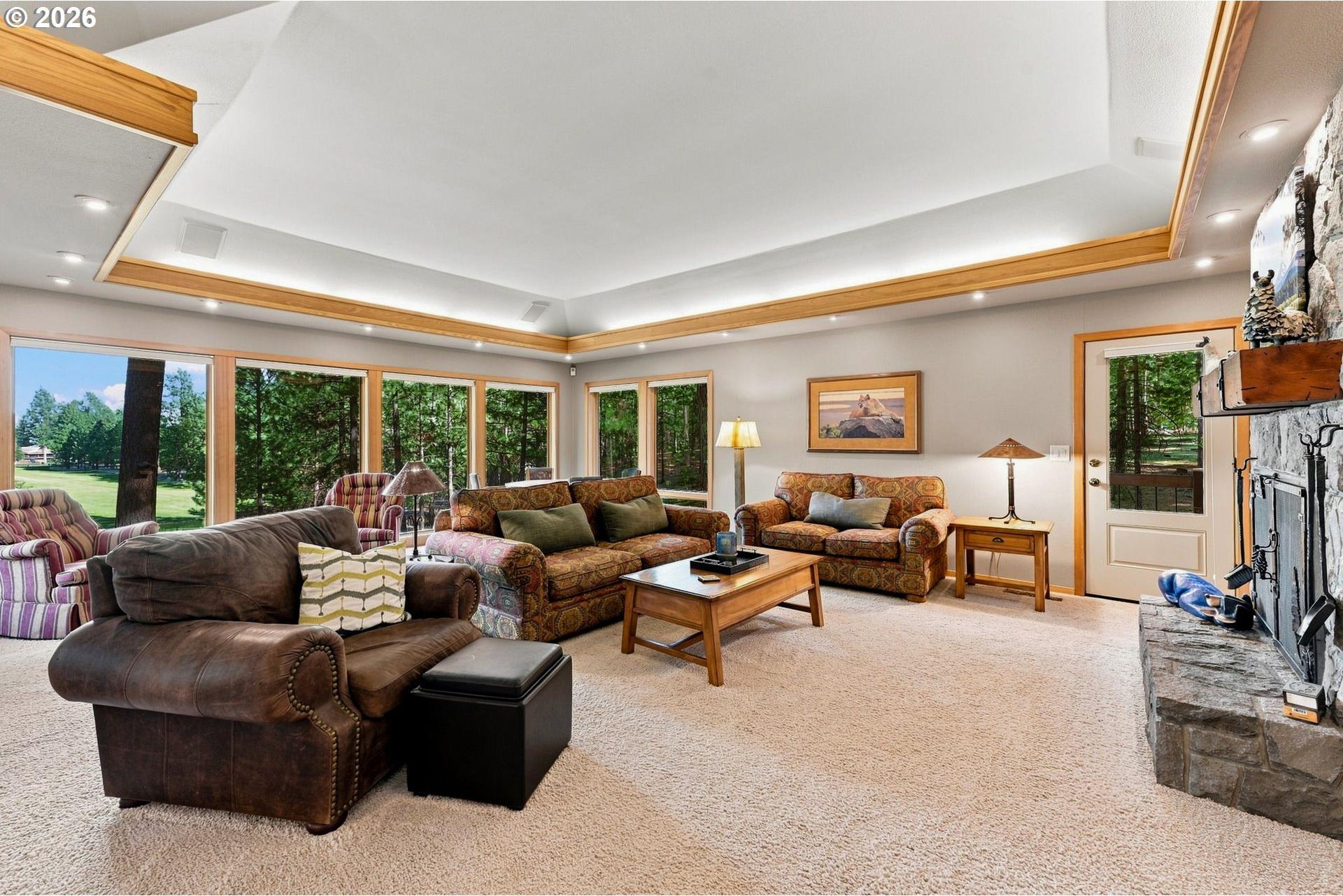 13442 Galium Black Butte Ranch, OR 97759 - Photo 14 of 48 Gallery Image 14